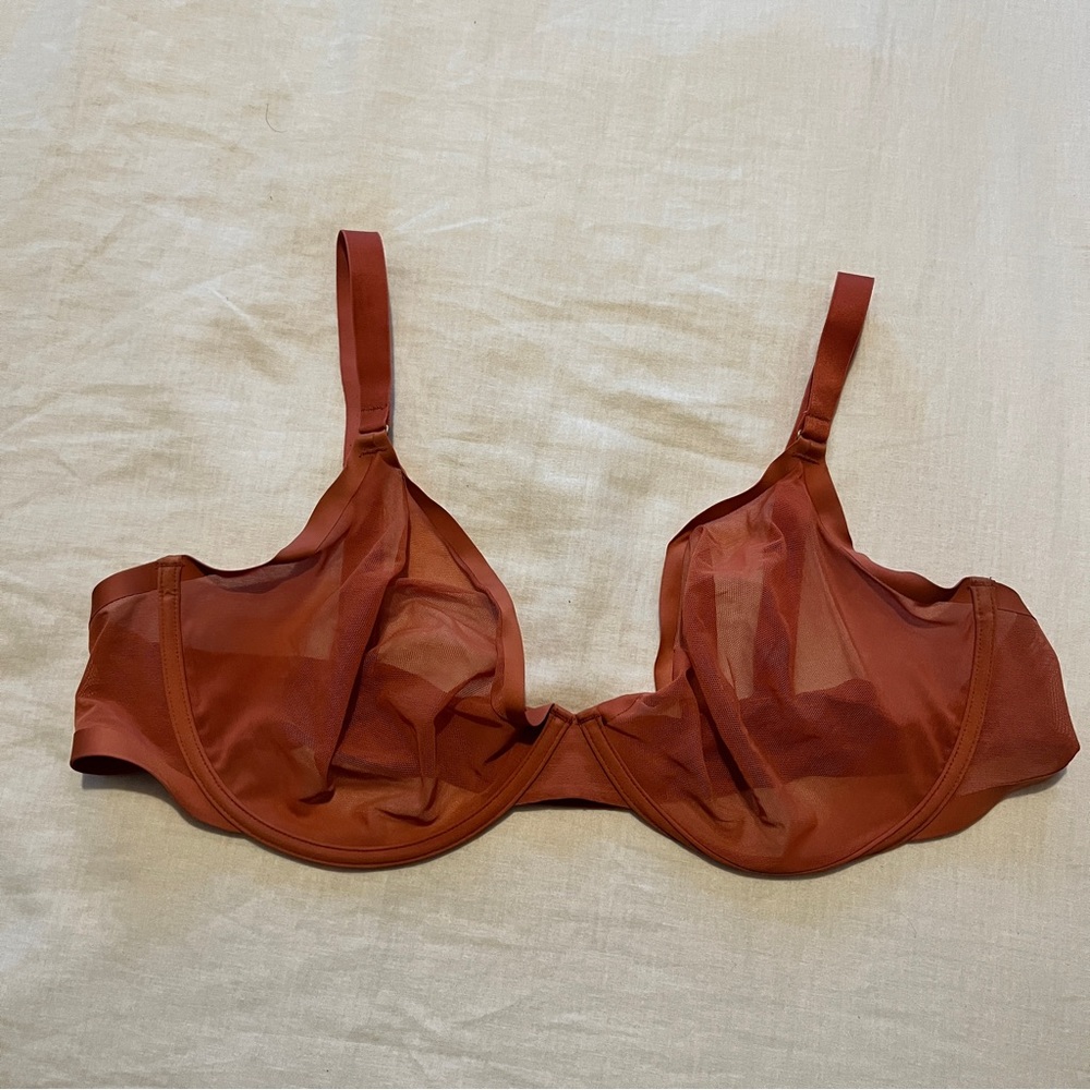 Cup Plunge bra